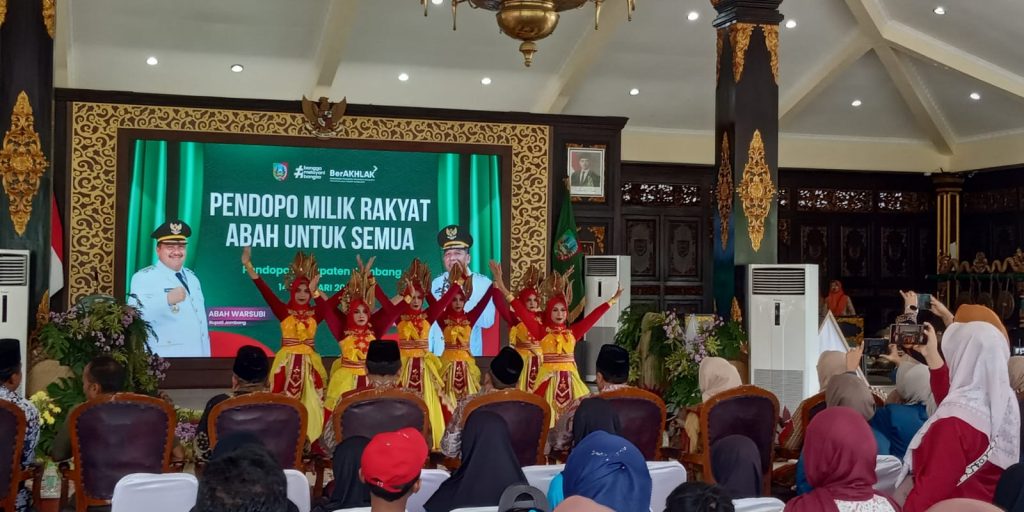 Pendopo Milik Rakyat, Abah Untuk Semua Membangun Kedekatan Pemerintah dan Masyarakat di Kabupaten Jombang